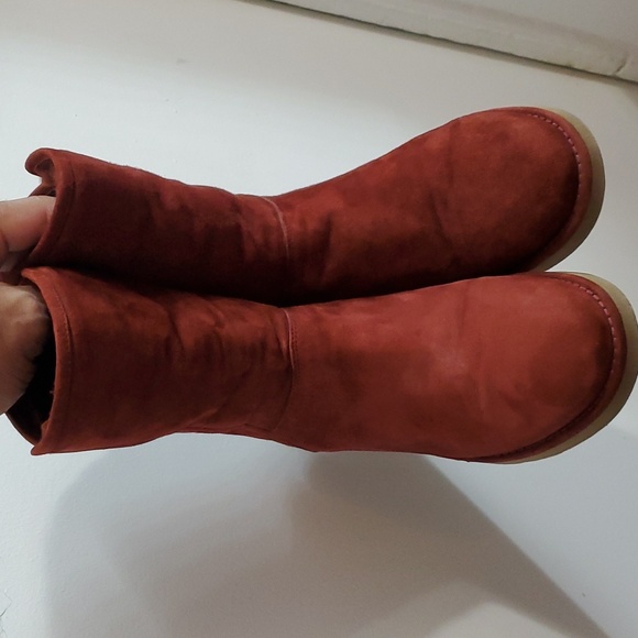 UGG COLLECTION ABREE SUEDE WOMEN SHORT BOOTS RUST size 8 - Picture 3 of 8